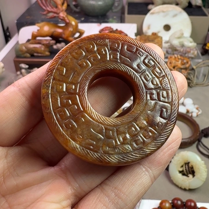 独***战和田玉（糖玉）未镶嵌颈饰