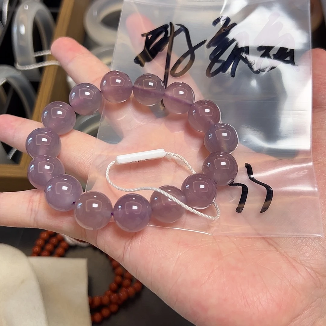 叶***飘玛瑙/玉髓未镶嵌珠宝半成品