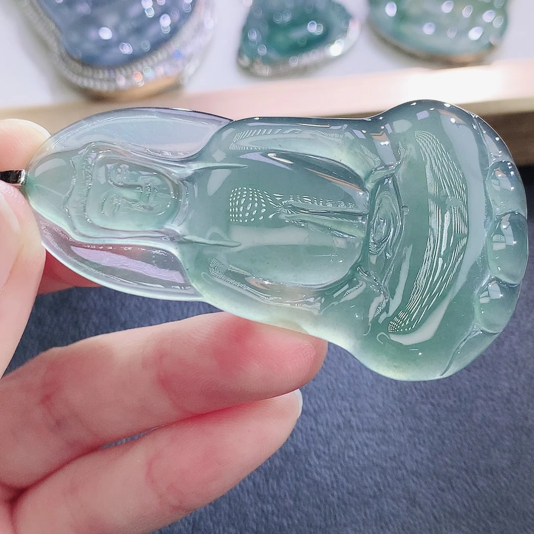 翡翠未镶嵌挂件翡翠