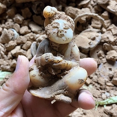 瓷片瓷器紫砂壶摆件