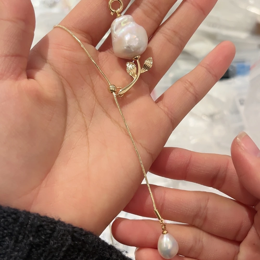 淡水珍珠颈饰合金