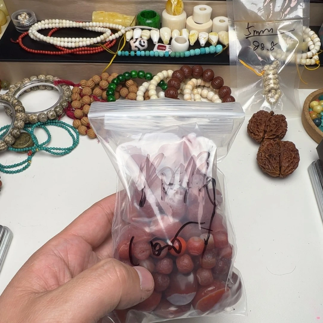 玛瑙/玉髓珠子未镶嵌师***师