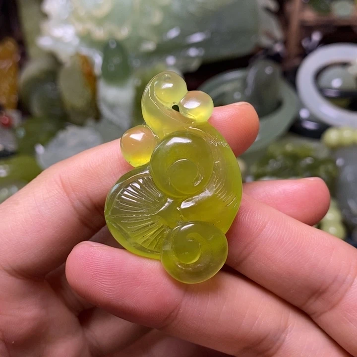 岫玉未镶嵌岫玉颈饰