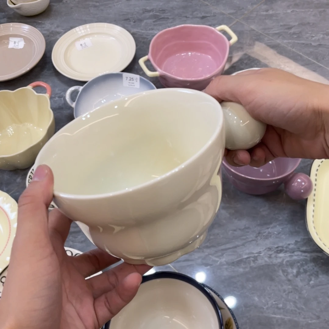 陶瓷微瑕餐具介意勿拍，满18飞！