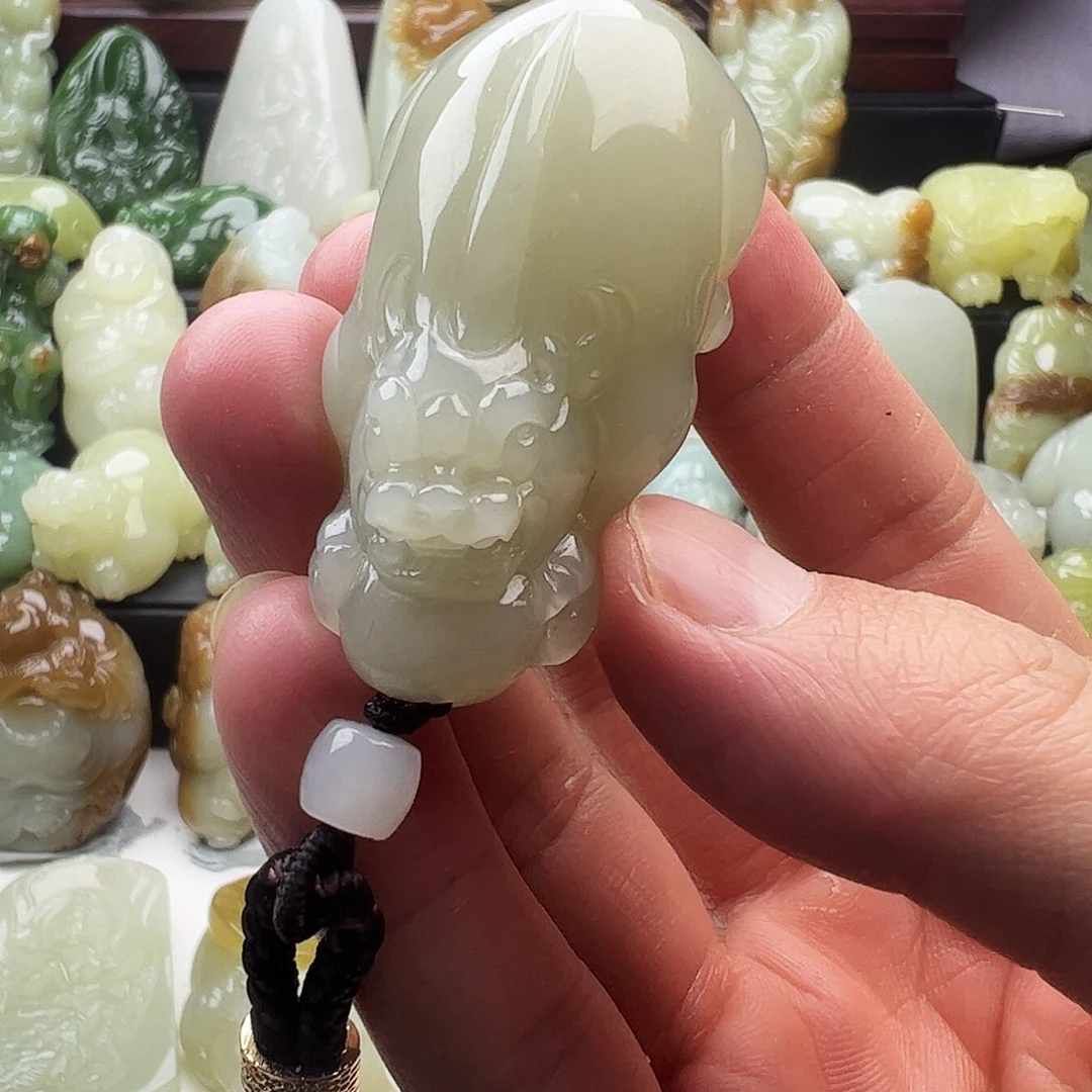 和田玉未镶嵌挂件