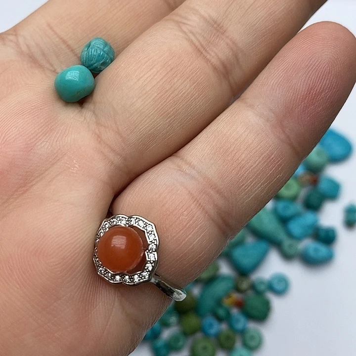 南红玛瑙未镶嵌珠宝奇石