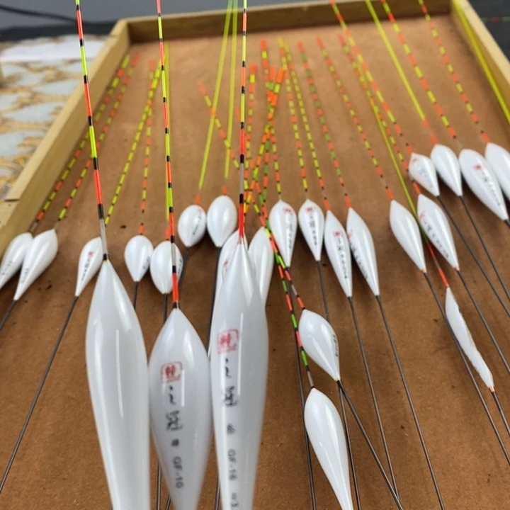 森***室孔雀羽GF-02/3.0克GF-10/2.8克GF-16/3.0克都要细尾