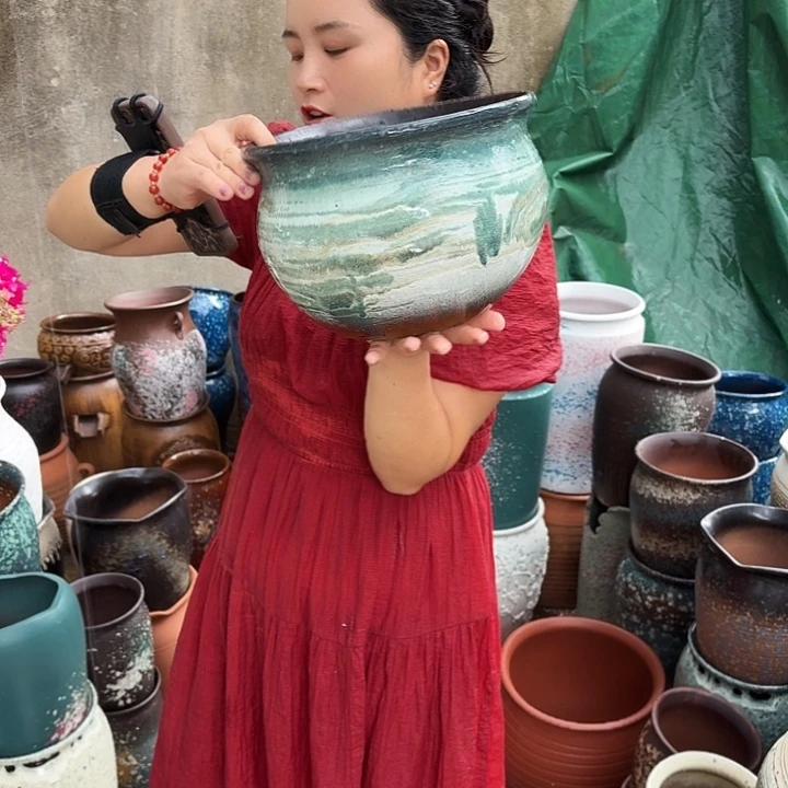 口25高18一个盆子。