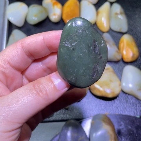 和田玉（子料）未镶嵌颈饰