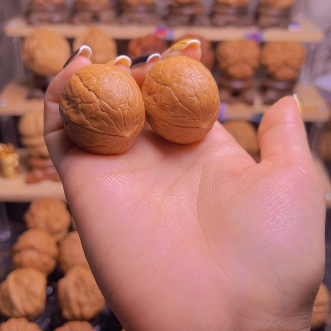 马***辰把件桃核蛇皮球H04、32……