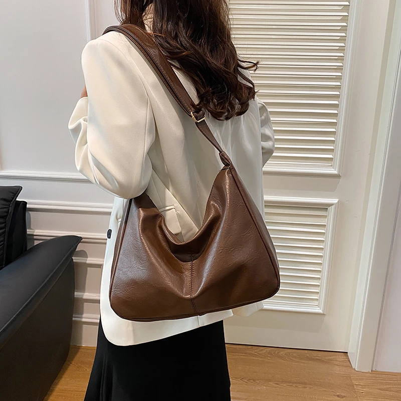 高颜值新款单肩包气质软皮斜挎包大容量女士包包