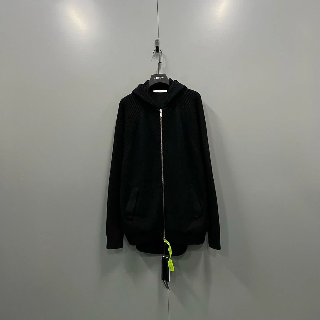 95新 Givenchy/纪梵希 (ll) 黑色拉链连帽针织衫 S码611658