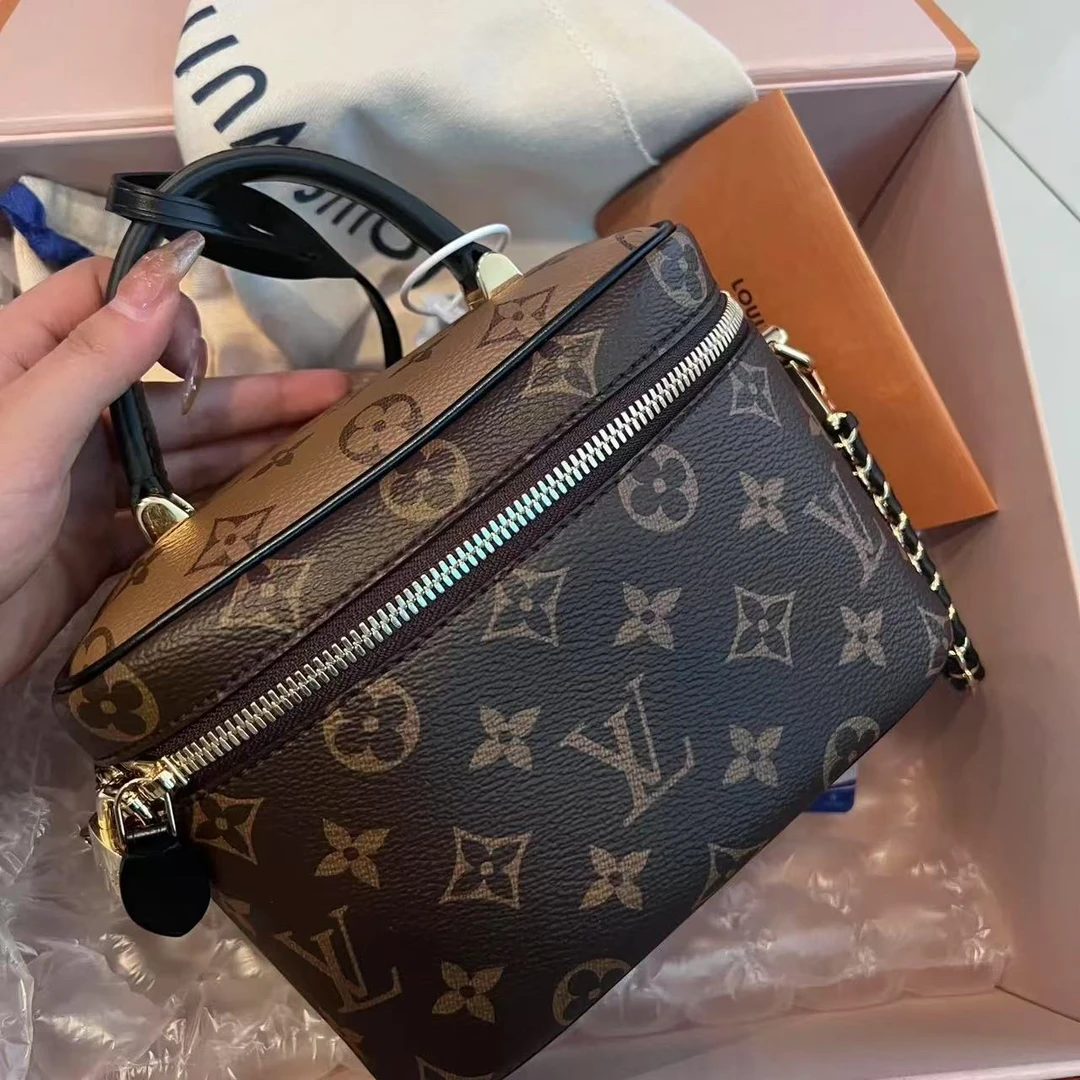 95新 LouisVuitton/路易威登 LV化妆包972479