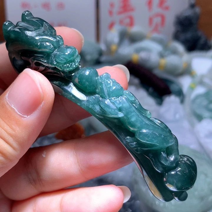 翡翠未镶嵌颈饰保真天然A货翡翠
