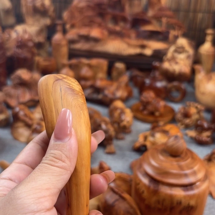 优***品太行崖柏手把件的设计和制作