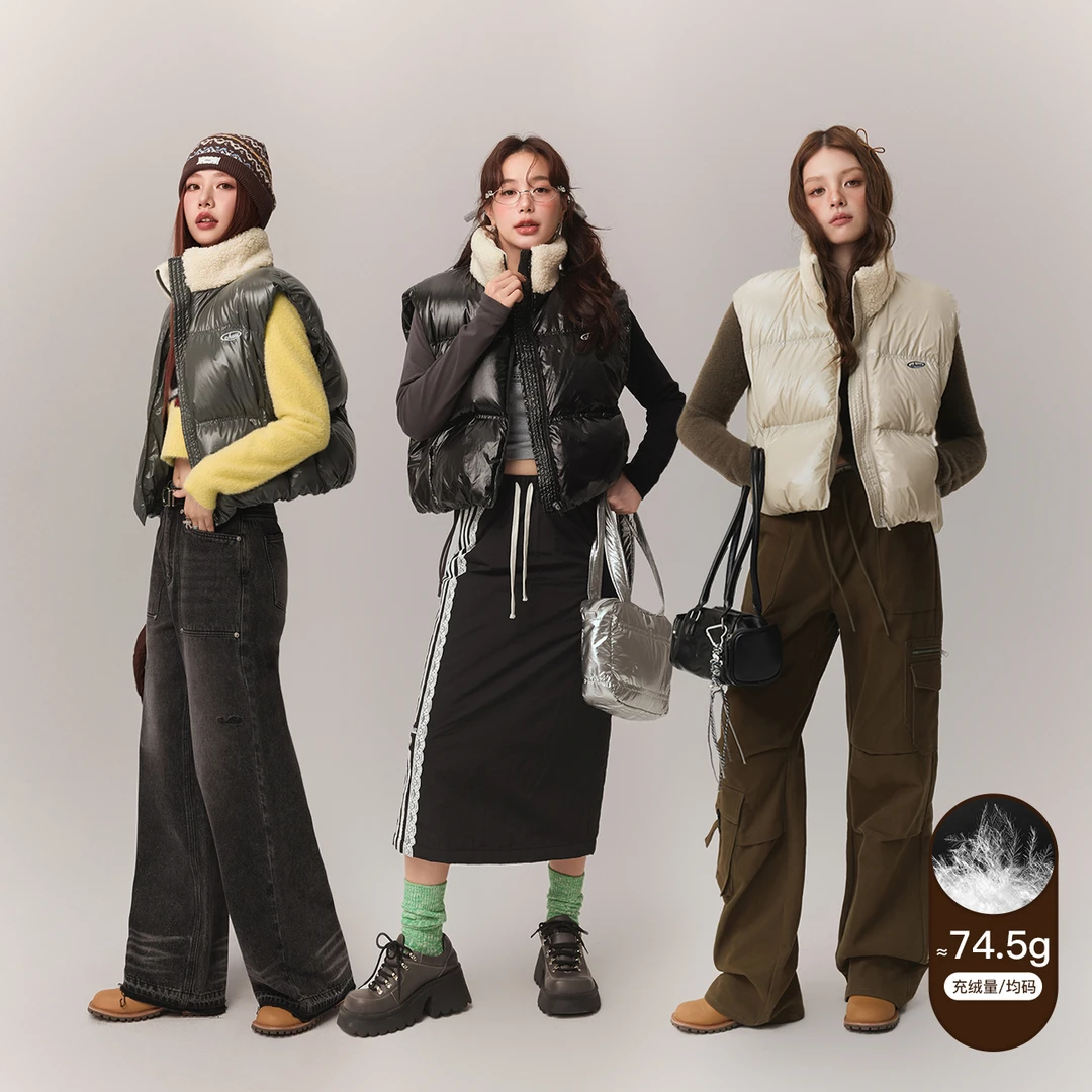 CHUU字母刺绣90鸭绒羽绒服女2024冬新品仿羊羔毛拼接爱心无袖马甲