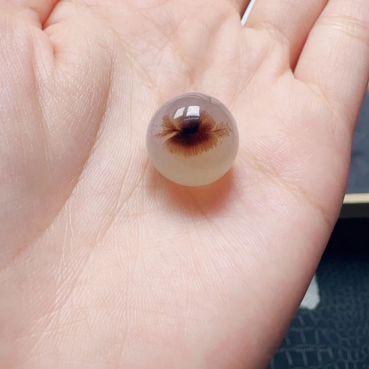 玛瑙/玉髓未镶嵌珠宝奇石