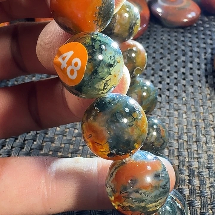 柳***润玛瑙/玉髓未镶嵌颈饰