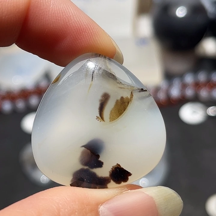 玛瑙/玉髓未镶嵌吊坠(不含链)