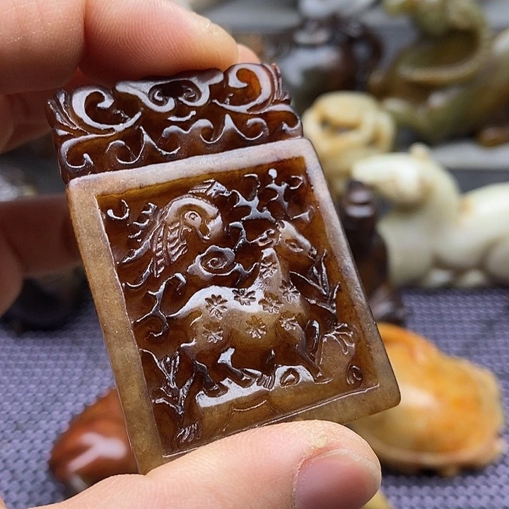 未镶嵌蛇纹石玉颈饰