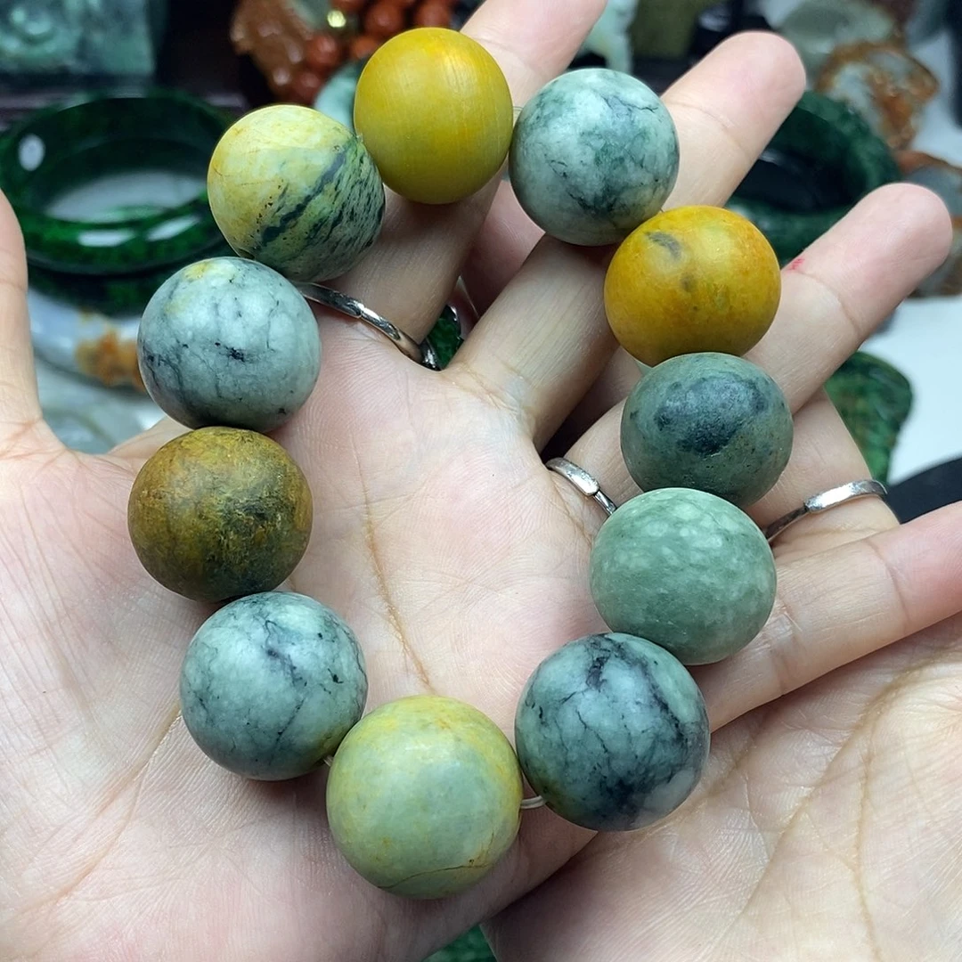 颈饰未镶嵌翡翠木*?手串