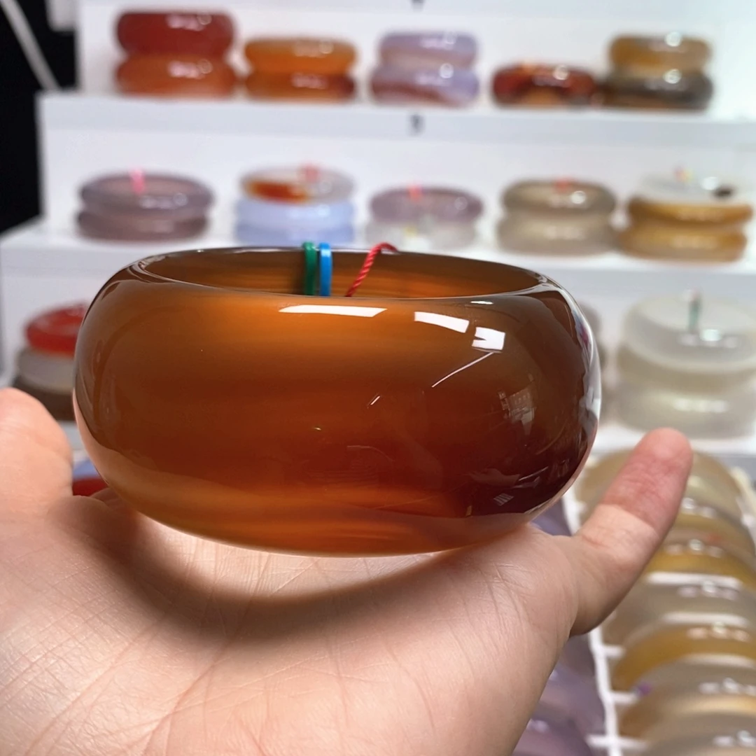 手镯玛瑙/玉髓未镶嵌