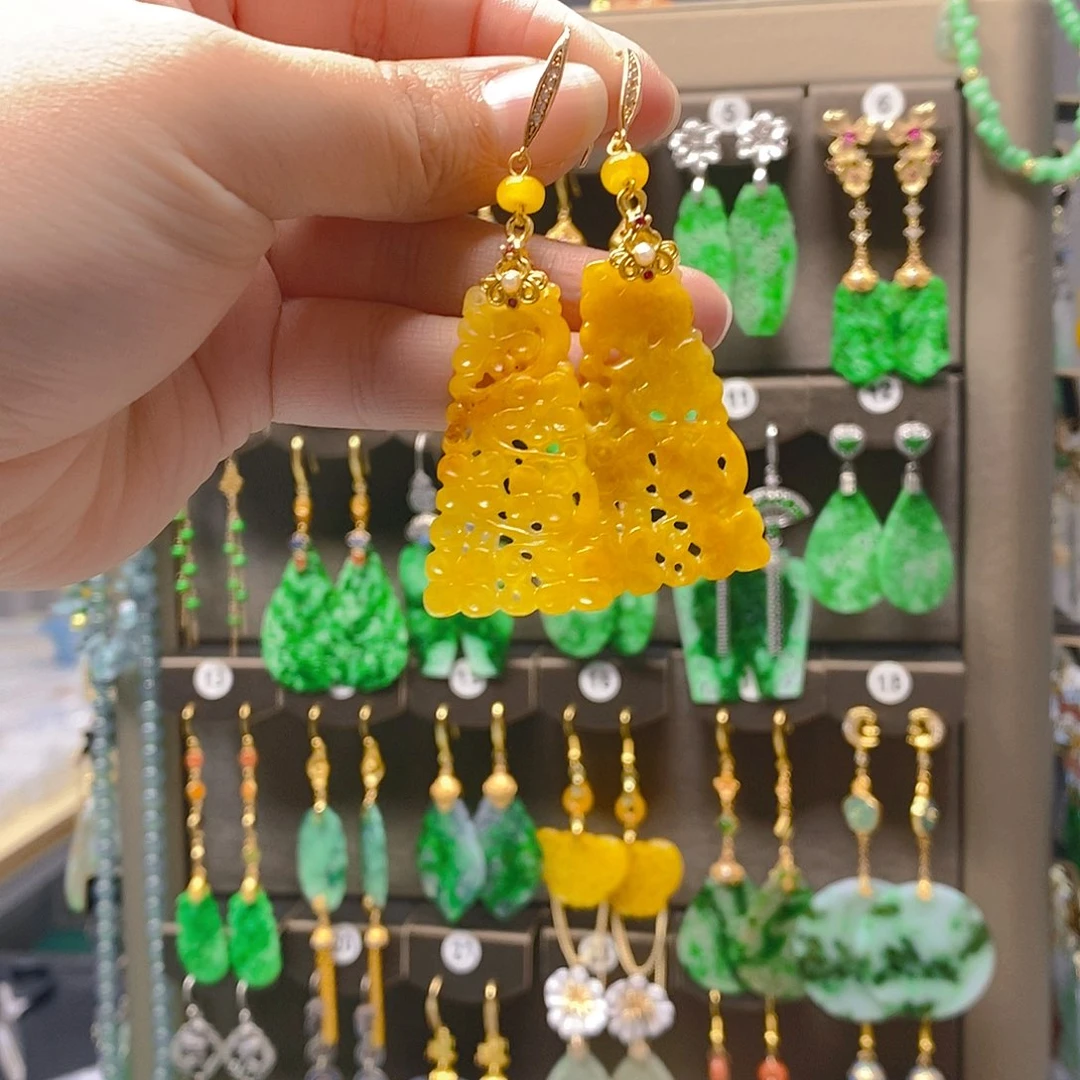 未镶嵌翡翠耳饰翡翠