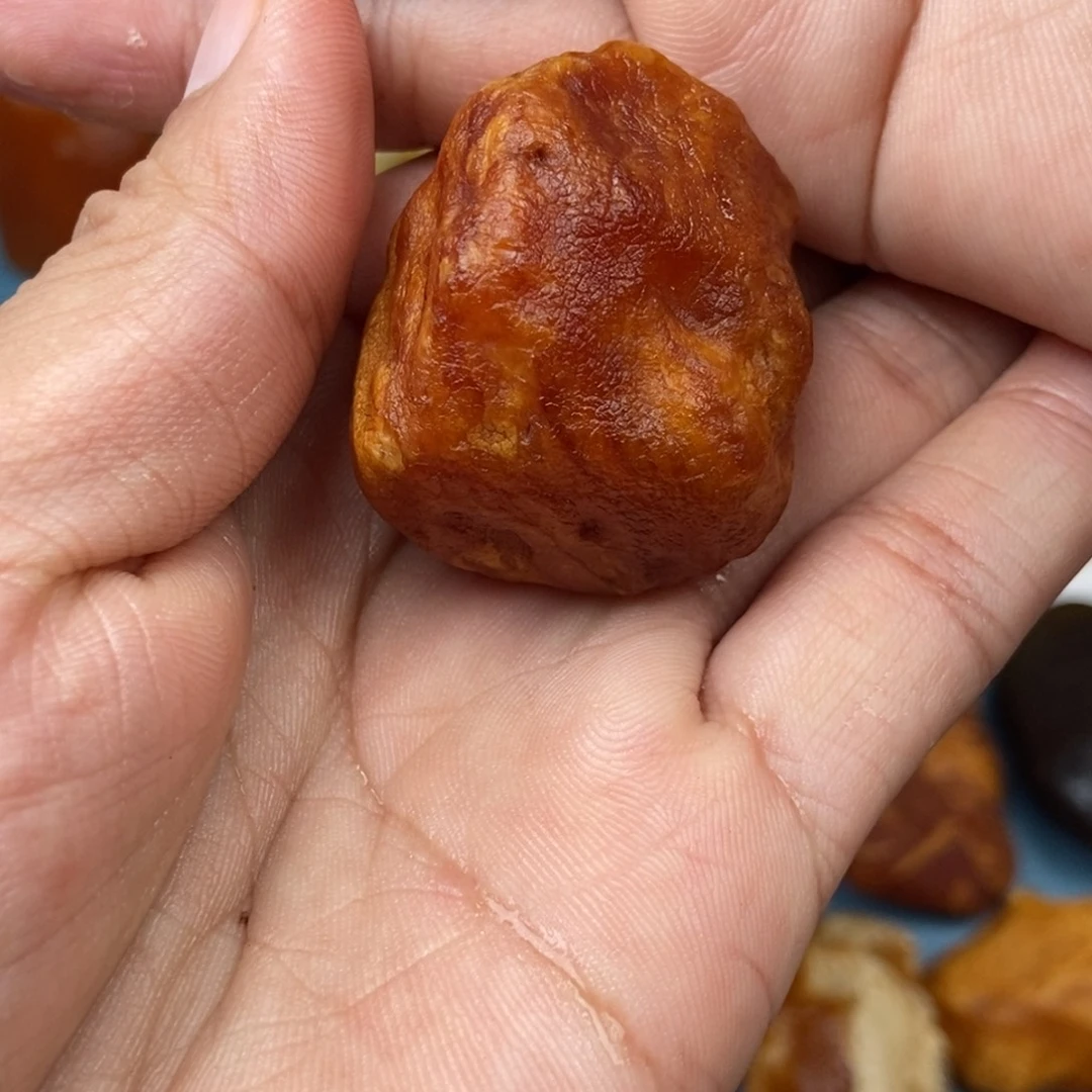 佬***k定制琥珀未镶嵌蜜蜡原石定制