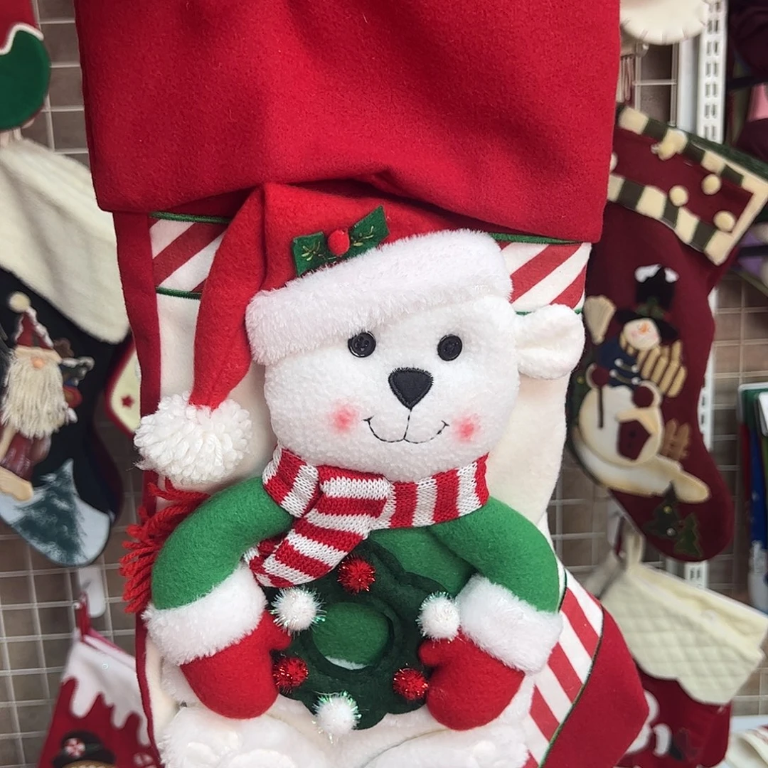 毛绒圣诞袜子挂件