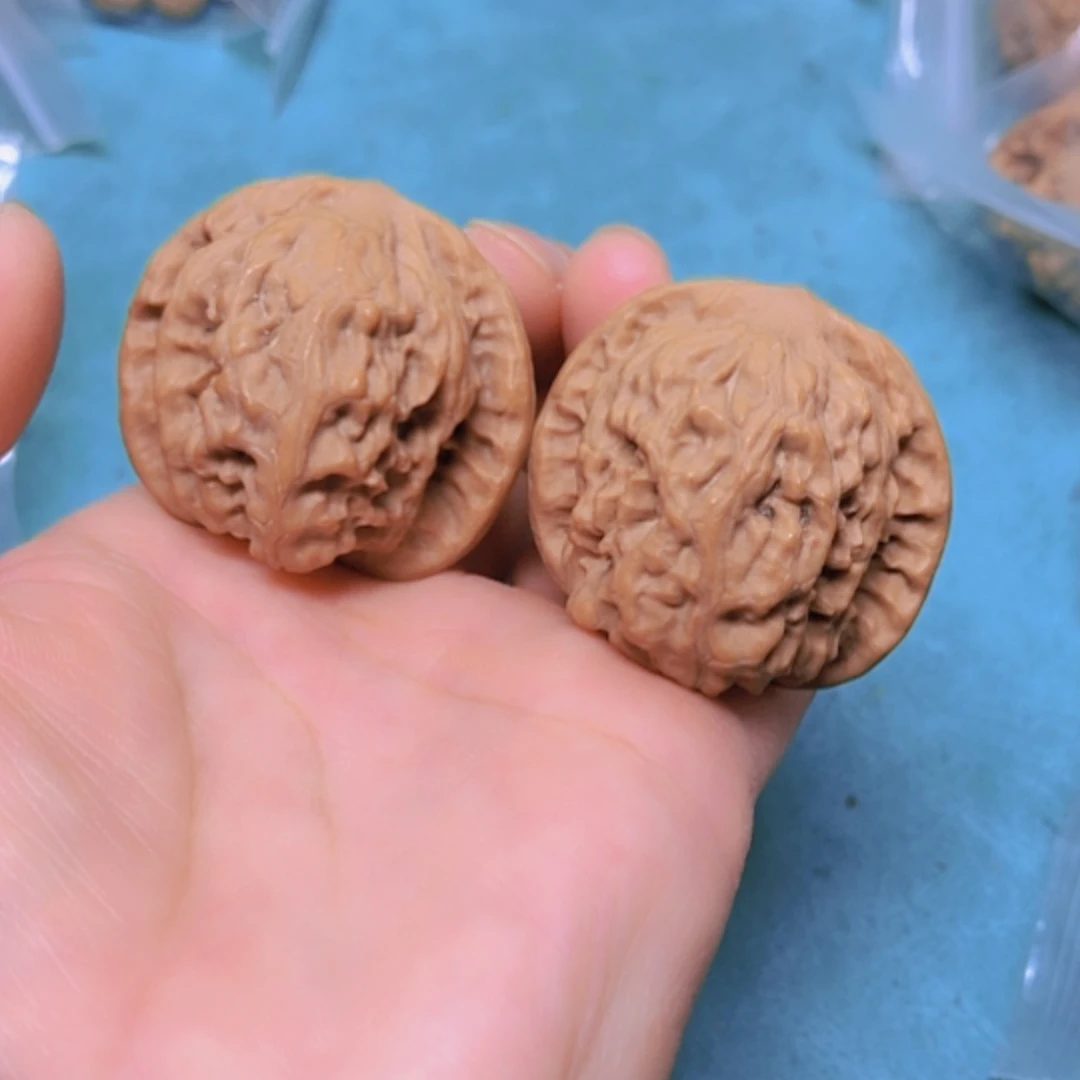 【闪购商品】摆件核桃38野狼全品