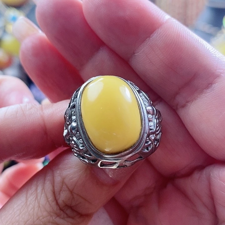 未镶嵌琥珀戒指戒指