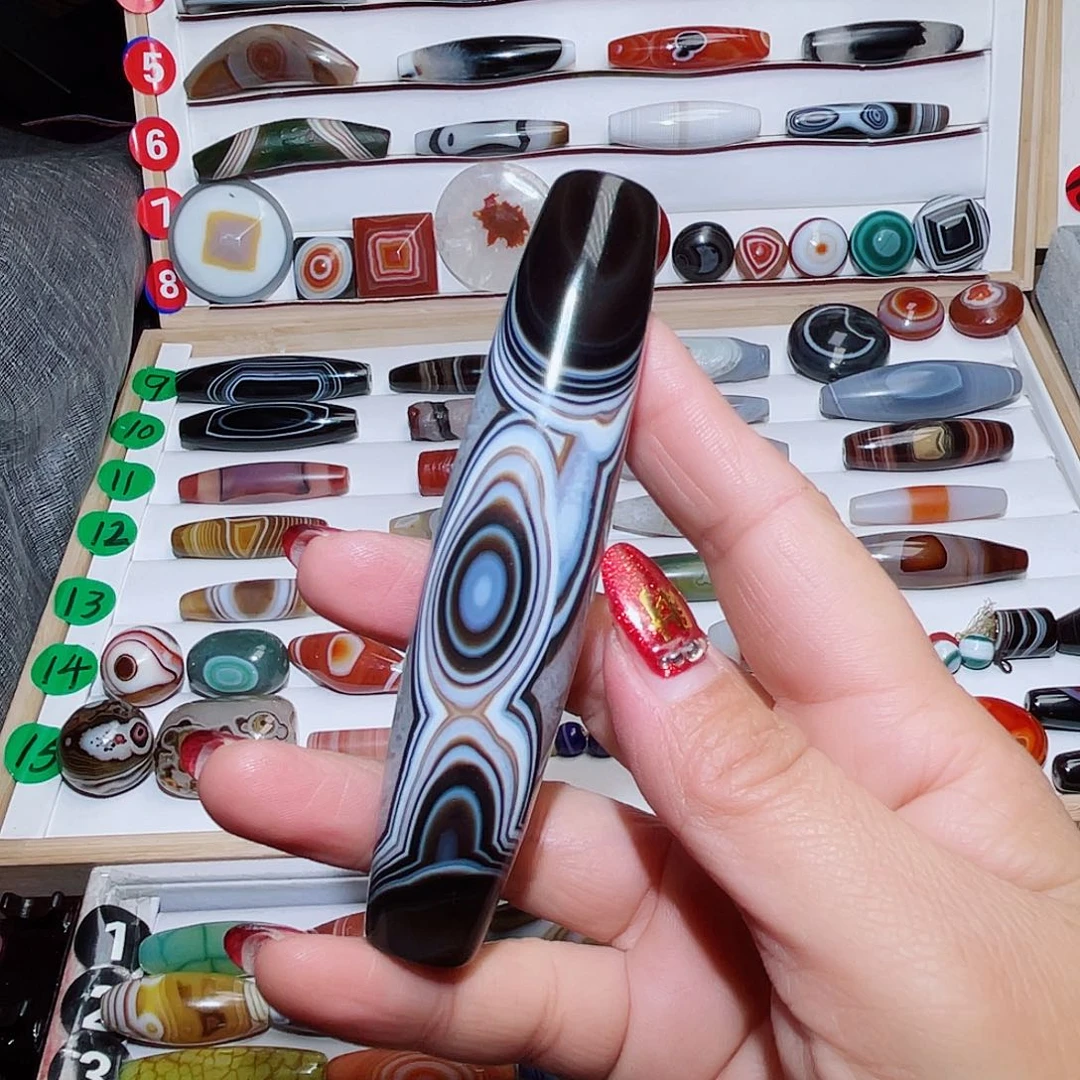 玛瑙/玉髓颈饰未镶嵌