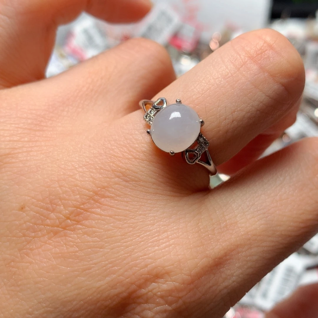 翡翠戒指银S925镶嵌天然翡翠戒指