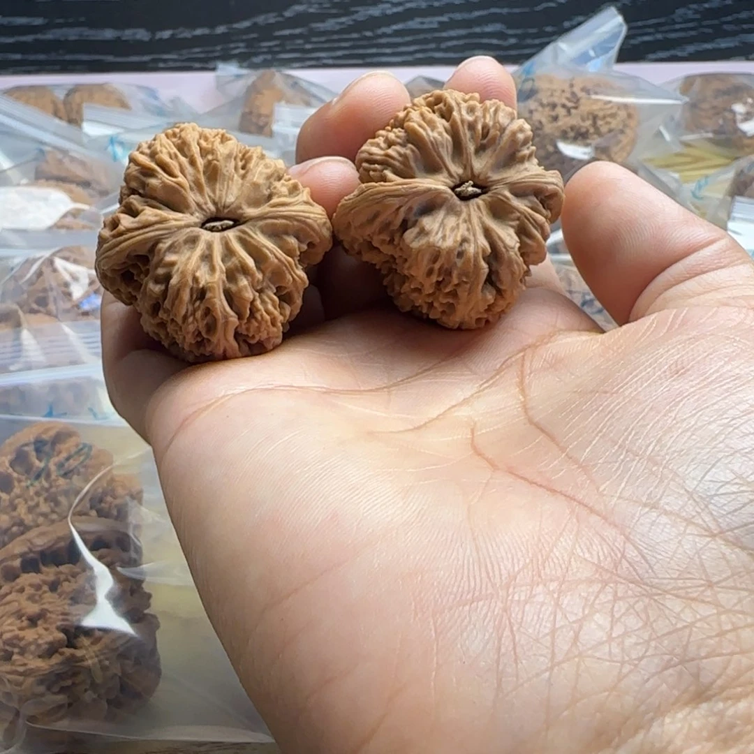桃核吊坠犯***人核桃核桃
