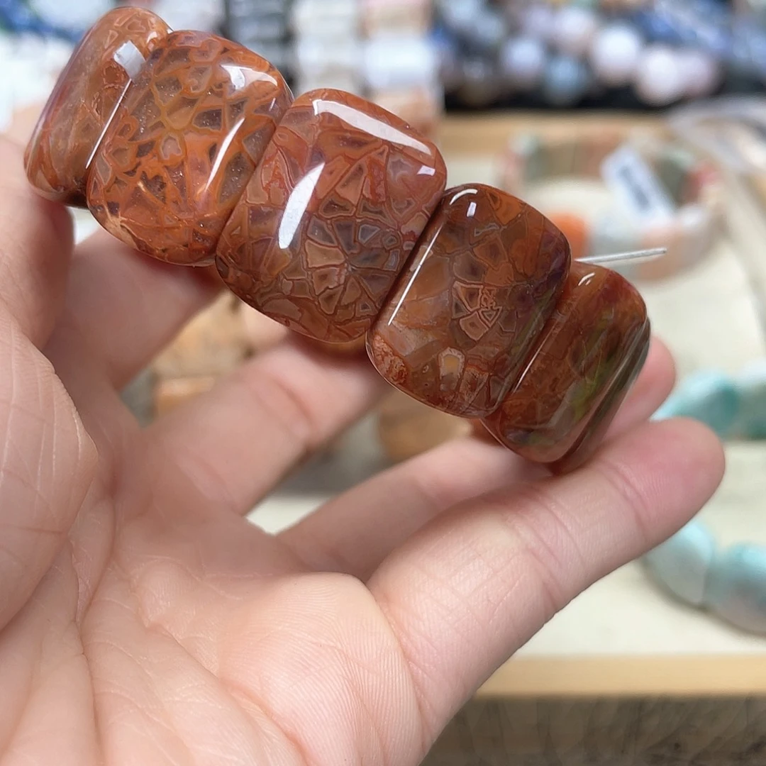 硅化珊瑚（珊瑚玉）手链未镶嵌小*硕622