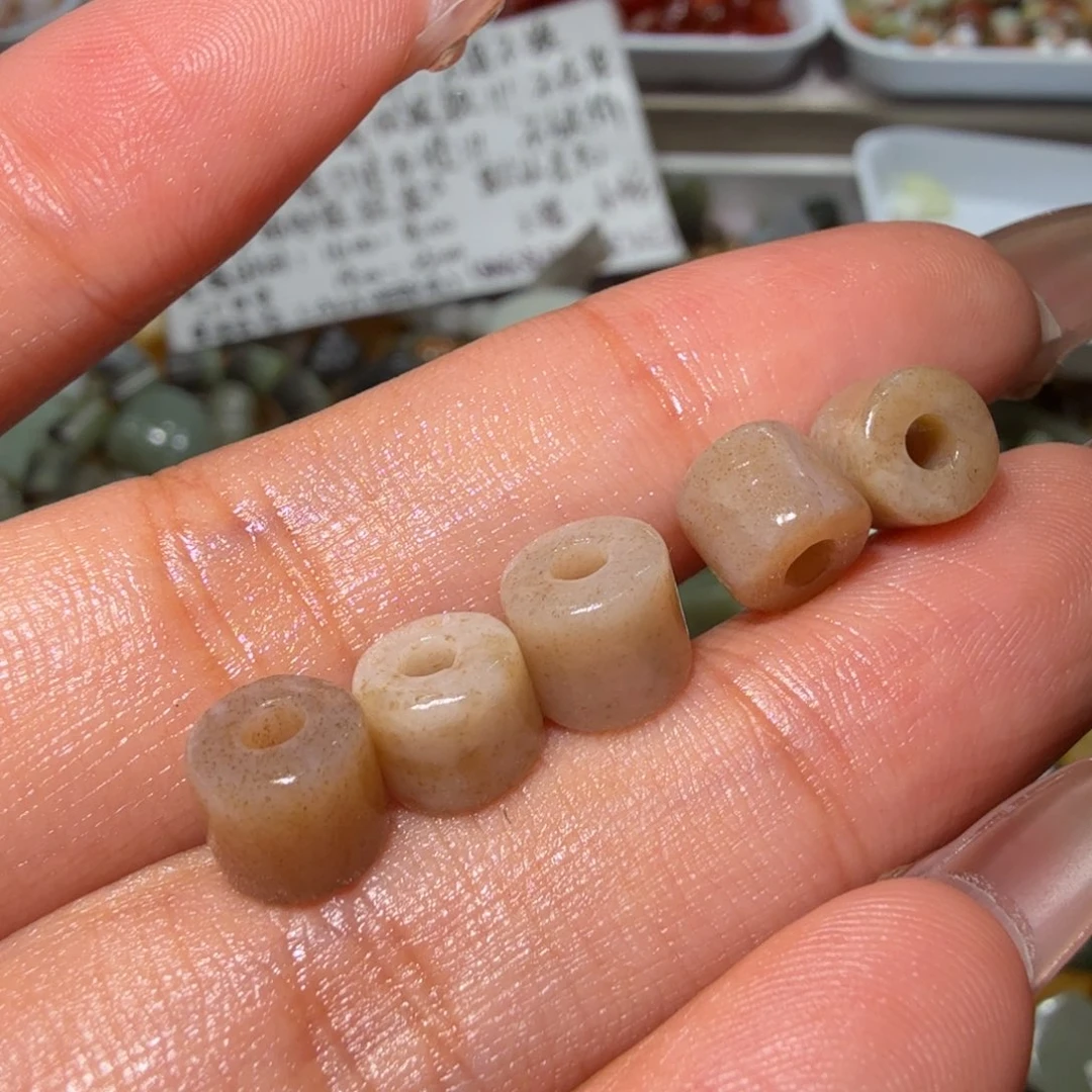 和田玉未镶嵌珠宝奇石