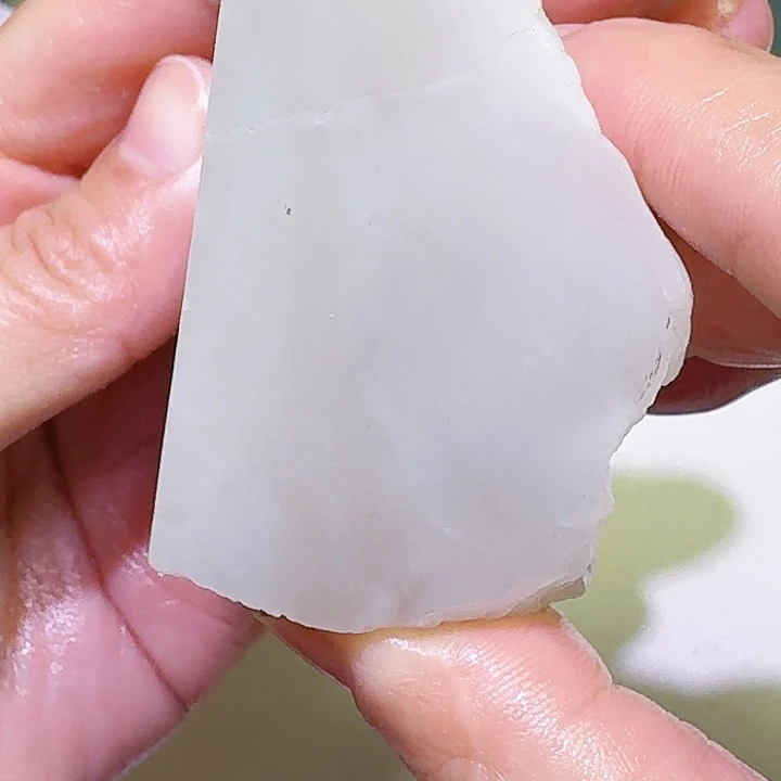 和田玉未镶嵌车挂