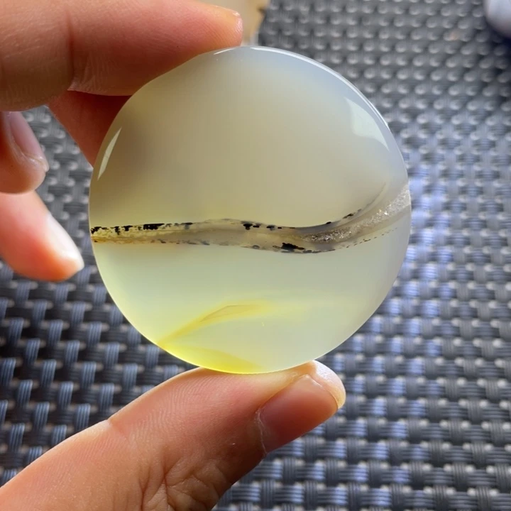 未镶嵌颈饰玛瑙/玉髓微***?