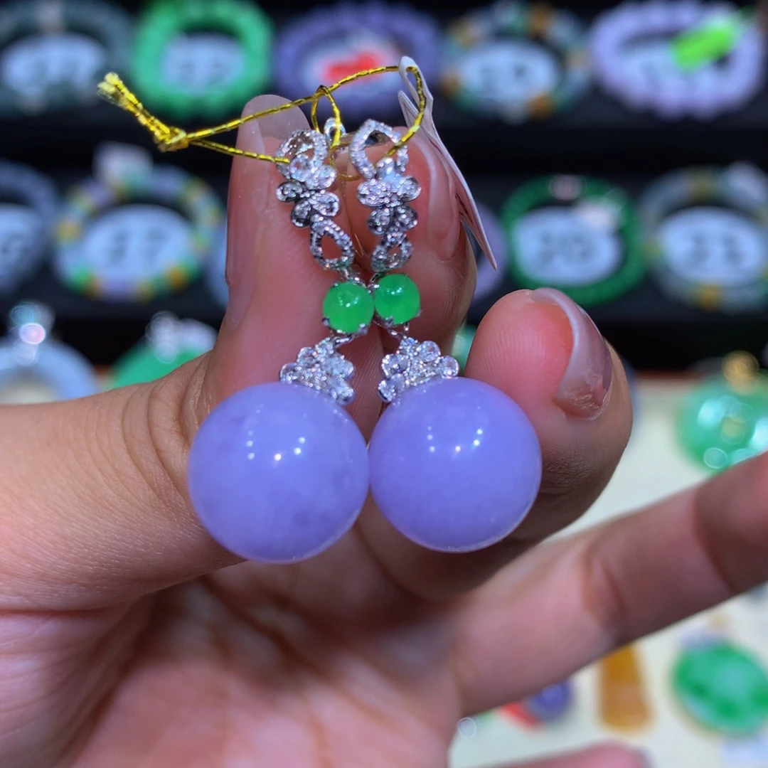 翡翠18K金镶嵌颈饰翡翠