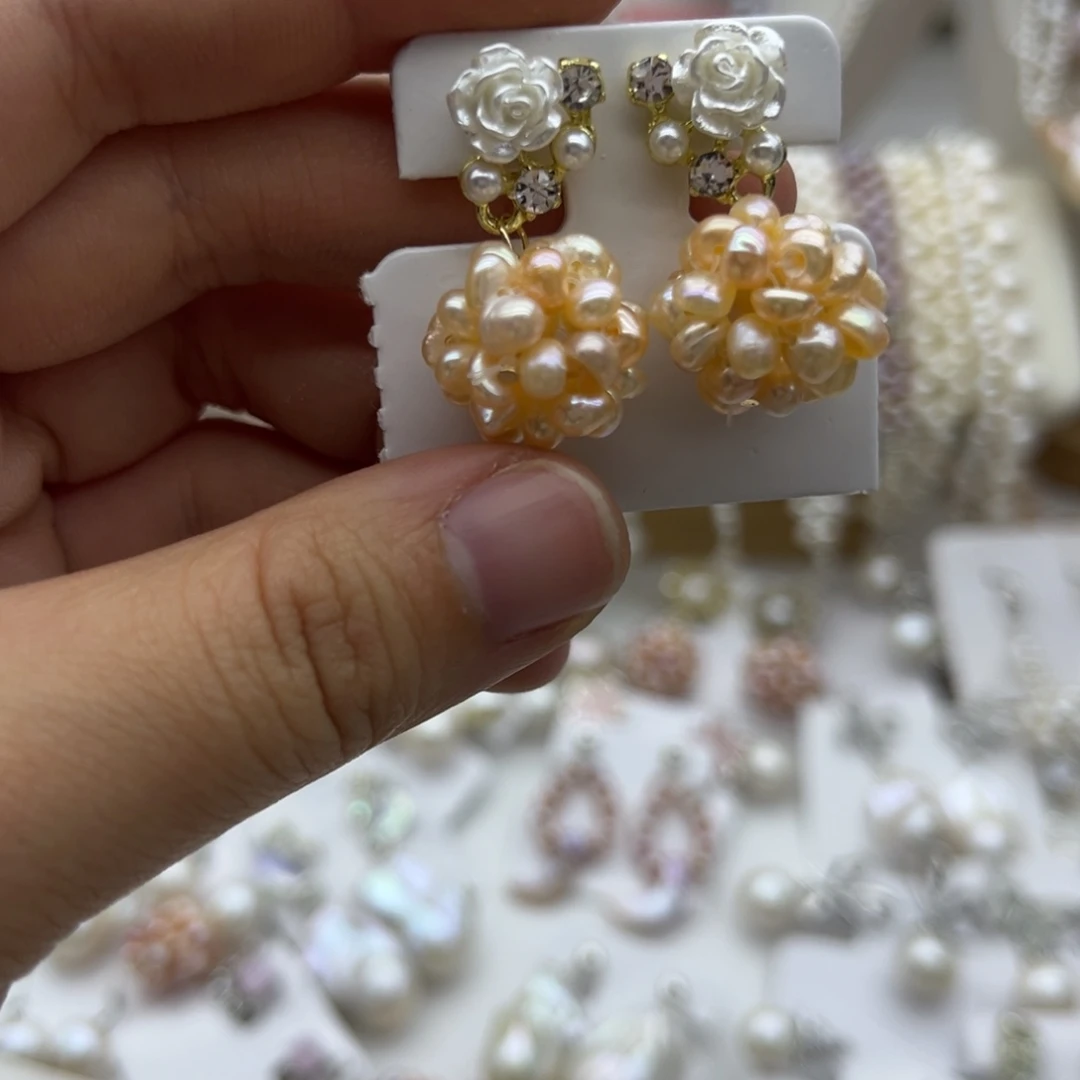 颈饰未镶嵌淡水珍珠