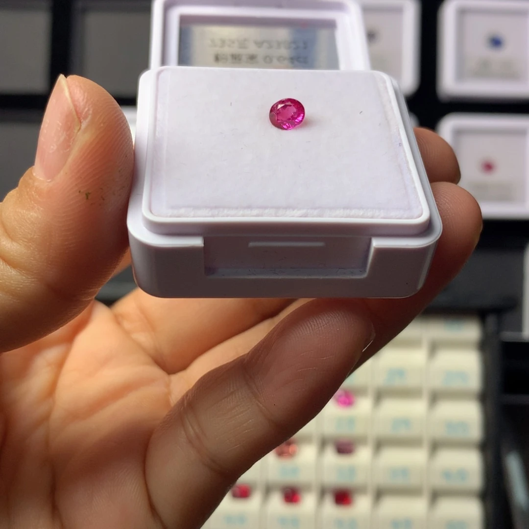 裸石蓝宝石缅甸天然粉蓝宝