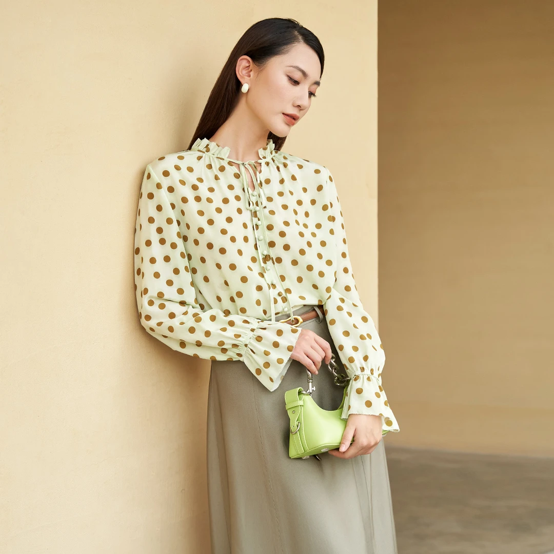 【安雅专属】歌蒂诗专柜100%桑蚕丝荷叶边领口波点小衫8D12S1193