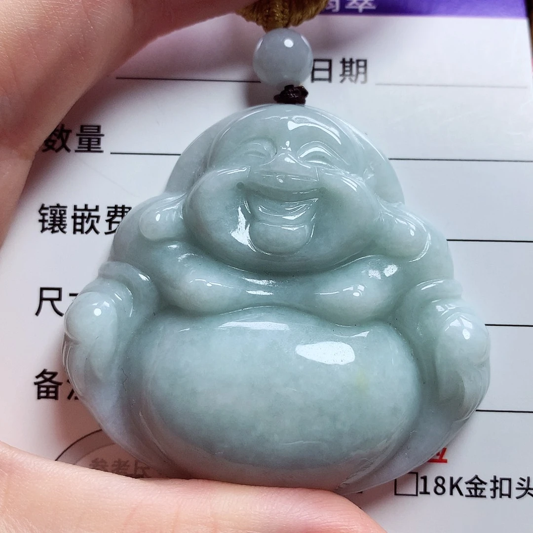 翡翠未镶嵌颈饰佛公