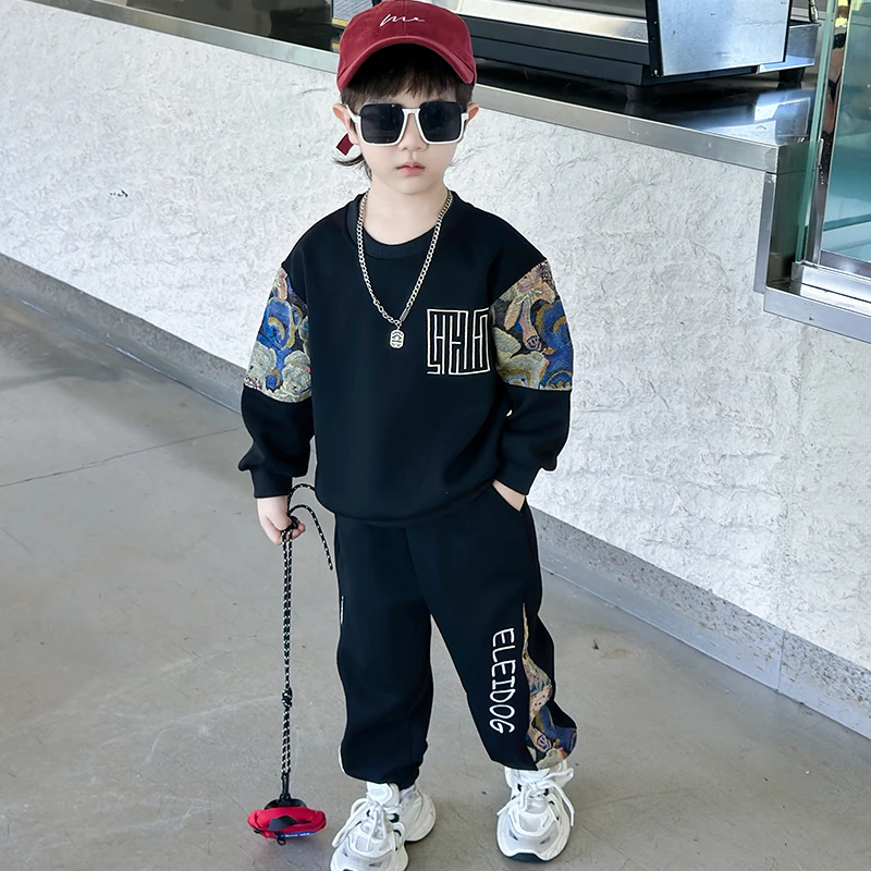 男童洋气套装春秋冬款2025新款帅气儿童装男孩加厚运动卫衣宝宝潮