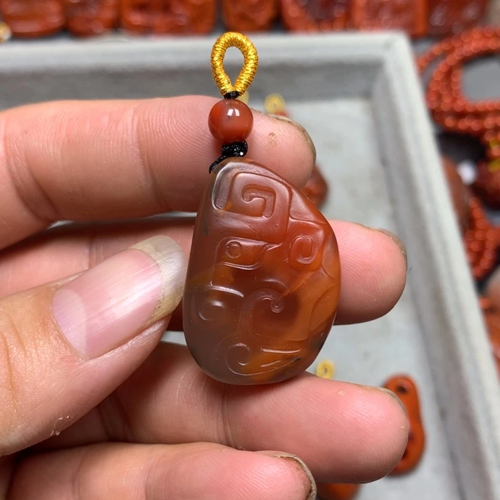 南红玛瑙吊坠(不含链)未镶嵌