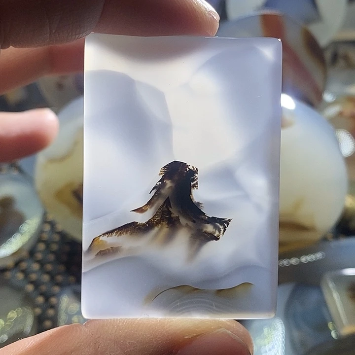 未镶嵌颈饰玛瑙/玉髓梦**裳