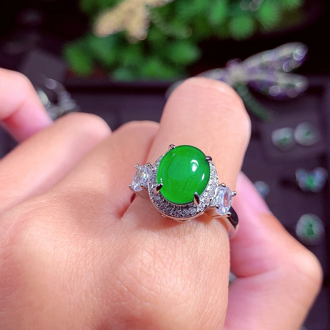 颈饰未镶嵌翡翠天然