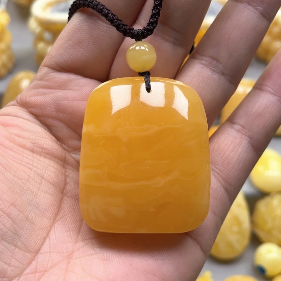 琥珀颈饰未镶嵌吊坠