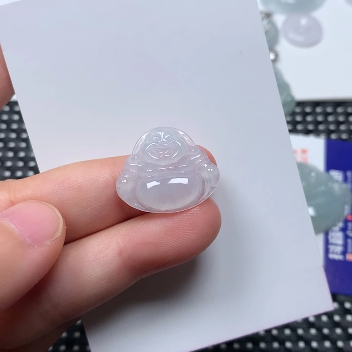 翡翠未镶嵌颈饰佛公