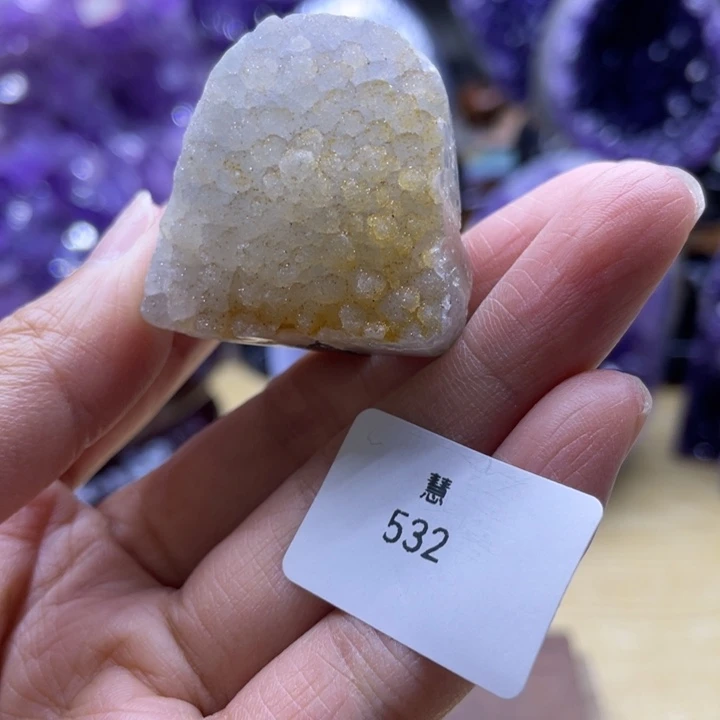 未镶嵌水晶大型摆件（非配饰）